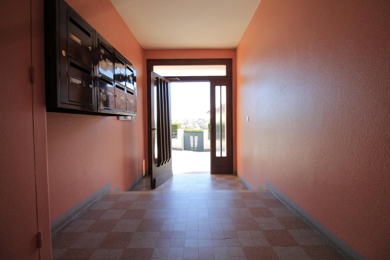 Lacolline-Ponthebert,Com - Appartement Entier Renove -Grand Parking Gratuit, Tout Equipe, Confortable, Netflix Et Amazon Prime Gratuits Et Illimites, Matelas Emma, Lave Linge, Vue Sur La Vallee, Rdc Екстериор снимка
